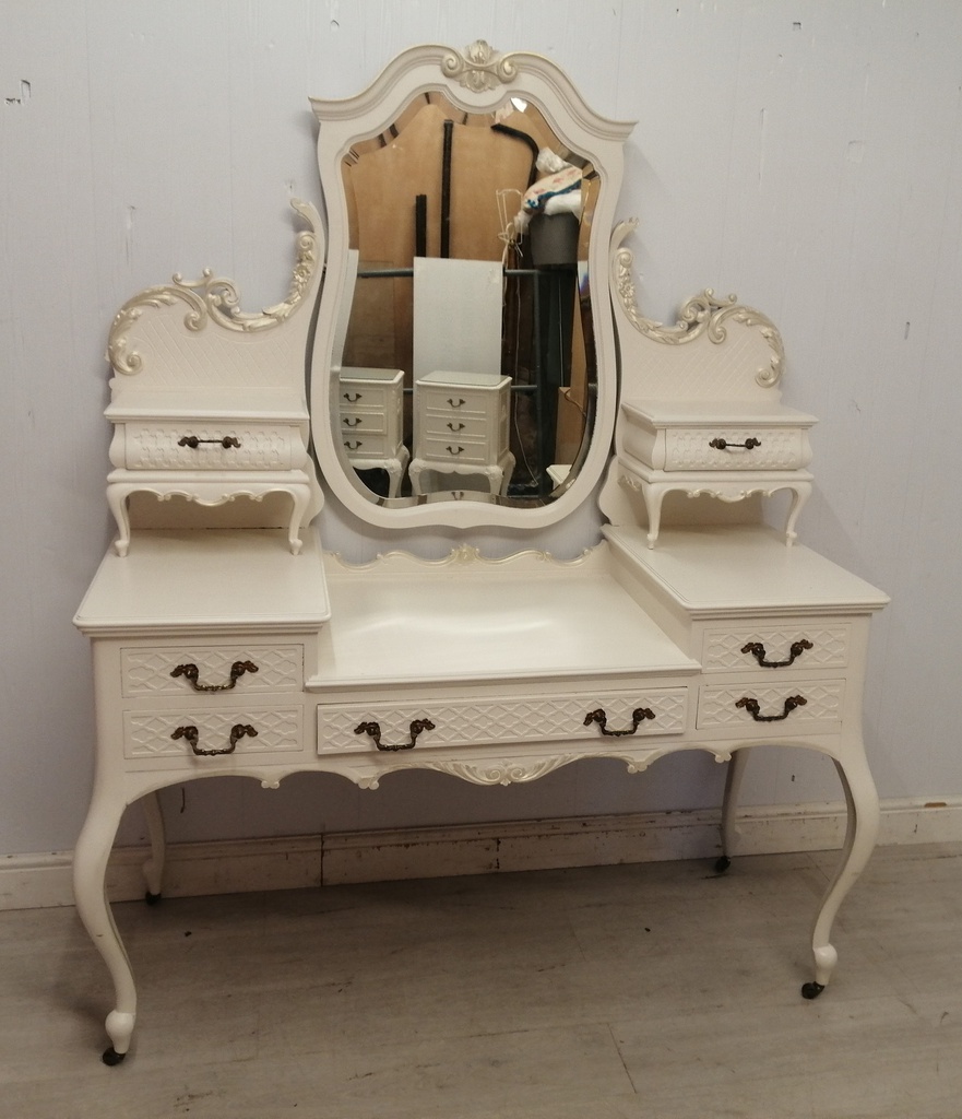 Dressing table deals used for sale